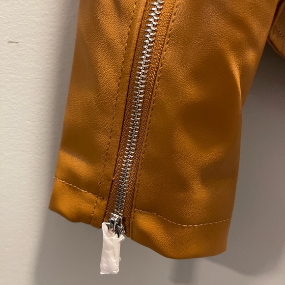 Lily & Lottie Moto jacket. Camel. Size medium. - Picture 4 of 4